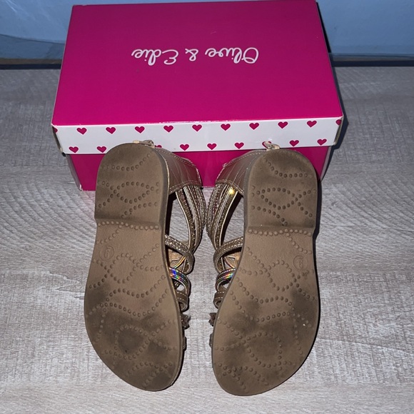 Olive & Edie Lil Maya Gladiator Sandals - Gold Multi, Size 9 - Picture 4 of 6